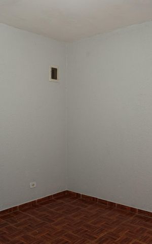 Casa para alugar com 120m², 2 quartos e 1 vagaQuarto