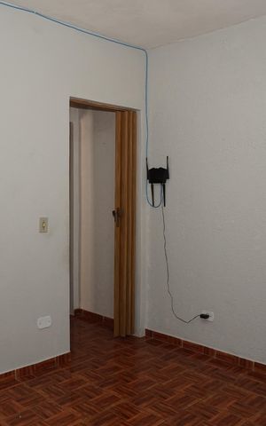 Casa para alugar com 120m², 2 quartos e 1 vagaQuarto