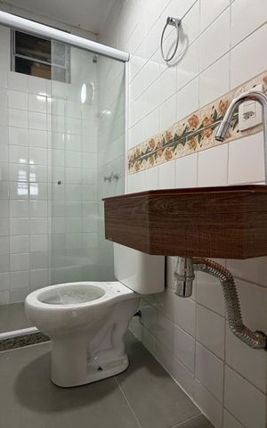 Apartamento para alugar com 114m², 3 quartos e 2 vagasBanheiro social 