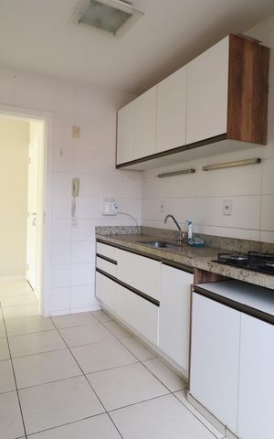 Apartamento para alugar com 73m², 2 quartos e 1 vagaCozinha