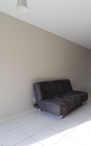 Apartamento para alugar com 73m², 2 quartos e 1 vagaSala
