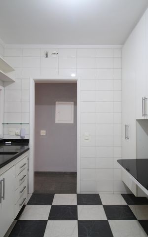 Apartamento à venda com 74m², 2 quartos e 2 vagasCozinha