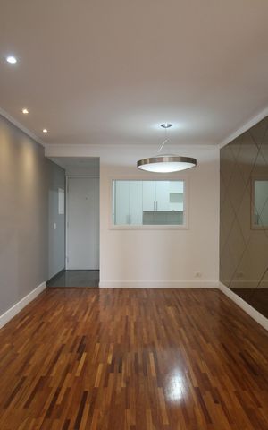 Apartamento à venda com 74m², 2 quartos e 2 vagasSala