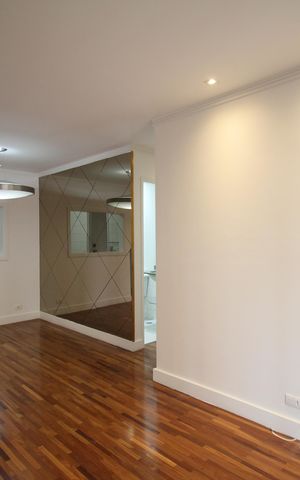 Apartamento à venda com 74m², 2 quartos e 2 vagasSala