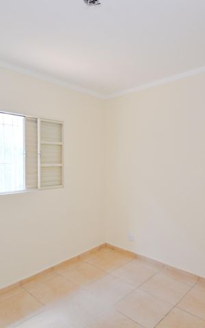 Casa para alugar com 250m², 2 quartos e 2 vagasQuarto 2