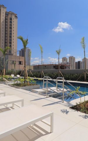 Apartamento à venda com 105m², 2 quartos e 2 vagasÁrea comum - Piscina
