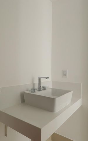 Apartamento à venda com 105m², 2 quartos e 2 vagasBanheiro da Suíte 2