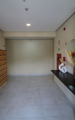Apartamento à venda com 43m², 2 quartos e 1 vagaÁrea comum - Hall de entrada