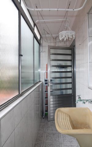 Apartamento à venda com 68m², 2 quartos e 1 vagaÁrea de Serviço