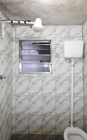 Casa para alugar com 25m², 1 quarto e sem vagaBanheiro