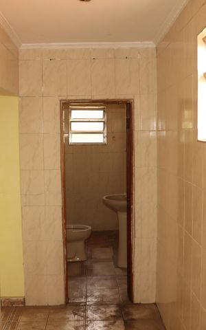 Casa à venda com 126m², 4 quartos e 2 vagasCorredor