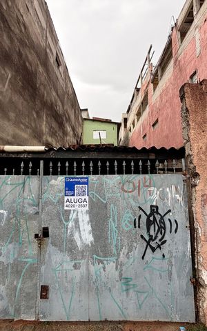 Casa para alugar com 55m², 1 quarto e sem vagaFachada
