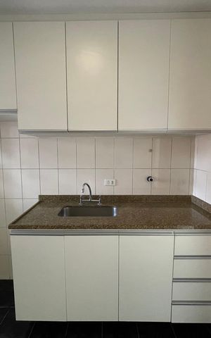 Apartamento para alugar com 84m², 2 quartos e 2 vagas Apartamento para alugar com 84m², 2 quartos e 2 vagasCozinha