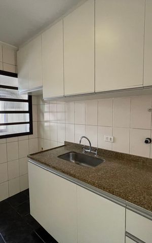 Apartamento para alugar com 84m², 2 quartos e 2 vagas Apartamento para alugar com 84m², 2 quartos e 2 vagasCozinha