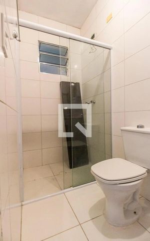 Casa para alugar com 62m², 2 quartos e sem vaga Casa para alugar com 62m², 2 quartos e sem vagaBanheiro