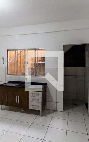 Casa para alugar com 62m², 2 quartos e sem vaga Casa para alugar com 62m², 2 quartos e sem vagaCozinha