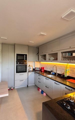 Apartamento à venda com 148m², 3 quartos e 2 vagasCozinha e Área de Serviço