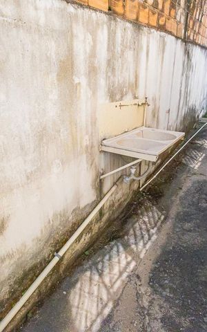 Casa à venda com 420m², 4 quartos e 1 vagaarea de serviço