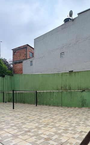 Casa à venda com 57m², 2 quartos e 1 vaga Casa à venda com 57m², 2 quartos e 1 vagaÁrea comum