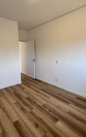 Casa à venda com 84m², 3 quartos e 2 vagas