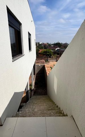 Casa à venda com 84m², 3 quartos e 2 vagas