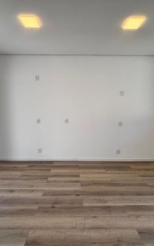 Casa à venda com 84m², 3 quartos e 2 vagas