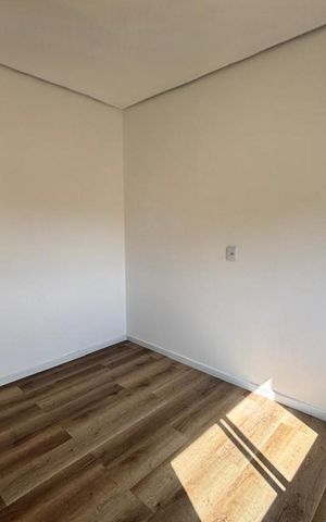 Casa à venda com 84m², 3 quartos e 2 vagas