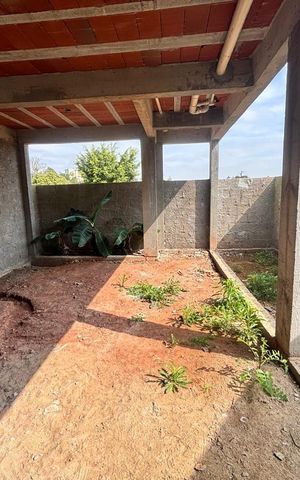 Casa à venda com 84m², 3 quartos e 2 vagas