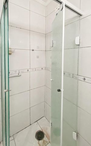 Apartamento à venda com 52m², 2 quartos e 1 vaga Apartamento à venda com 52m², 2 quartos e 1 vagaBanheiro