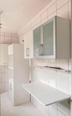 Apartamento à venda com 52m², 2 quartos e 1 vaga Apartamento à venda com 52m², 2 quartos e 1 vagaCozinha