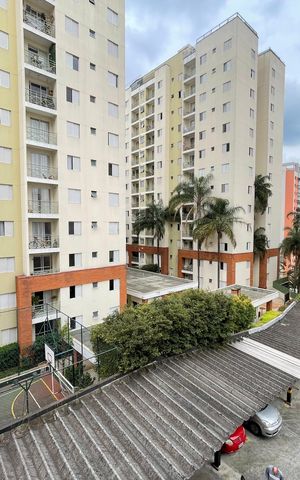 Apartamento para alugar com 54m², 2 quartos e 1 vaga Apartamento para alugar com 54m², 2 quartos e 1 vagaVaranda