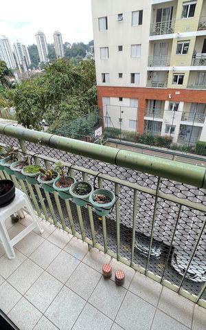 Apartamento para alugar com 54m², 2 quartos e 1 vaga Apartamento para alugar com 54m², 2 quartos e 1 vagaVaranda