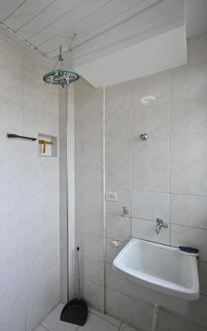 Apartamento à venda com 70m², 3 quartos e 1 vagaÁrea de Serviço 