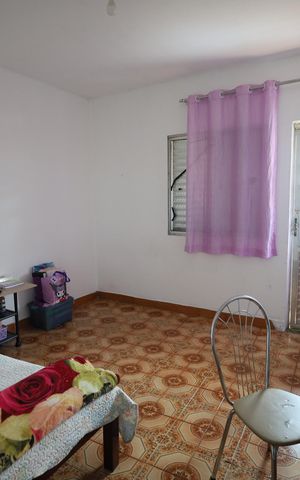 Casa à venda com 518m², 3 quartos e 2 vagasQuarto 2