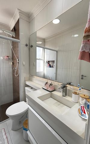 Apartamento à venda com 54m², 2 quartos e 1 vaga Apartamento à venda com 54m², 2 quartos e 1 vagaBanheiro