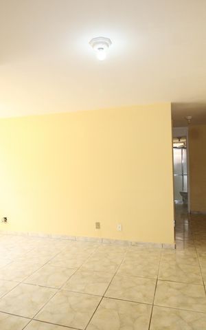 Apartamento para alugar com 72m², 2 quartos e 1 vagaSala