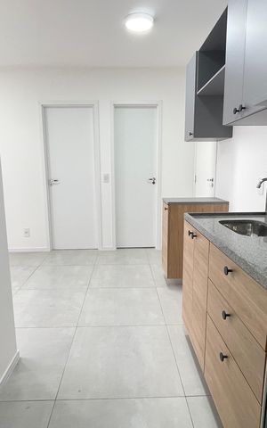 Apartamento para alugar com 39m², 2 quartos e 1 vaga Apartamento para alugar com 39m², 2 quartos e 1 vagaCozinha e Área de Serviço