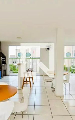 Apartamento para alugar com 43m², 2 quartos e 1 vaga Apartamento para alugar com 43m², 2 quartos e 1 vagaÁrea comum - Salão de festas