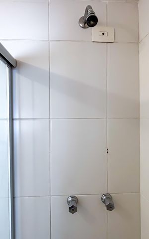 Apartamento à venda com 97m², 2 quartos e 1 vaga Apartamento à venda com 97m², 2 quartos e 1 vagaBanheiro da Suíte