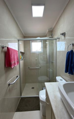 Apartamento à venda com 67m², 2 quartos e 1 vaga Apartamento à venda com 67m², 2 quartos e 1 vagaBanheiro Social