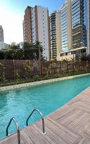 Apartamento para alugar com 143m², 3 quartos e 2 vagasÁrea comum - Piscina