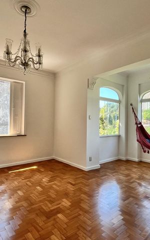 Apartamento para alugar com 135m², 3 quartos e 1 vaga Apartamento para alugar com 135m², 3 quartos e 1 vagaSala