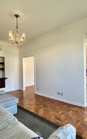Apartamento para alugar com 135m², 3 quartos e 1 vaga Apartamento para alugar com 135m², 3 quartos e 1 vagaQuarto