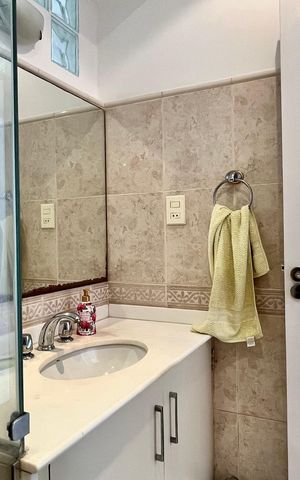 Apartamento para alugar com 135m², 3 quartos e 1 vaga Apartamento para alugar com 135m², 3 quartos e 1 vagaBanheiro social
