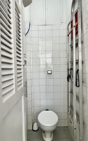 Apartamento para alugar com 135m², 3 quartos e 1 vaga Apartamento para alugar com 135m², 3 quartos e 1 vagaBanheiro de serviço