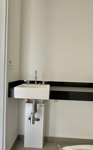 Studio à venda com 25m², 1 quarto e 1 vaga Studio à venda com 25m², 1 quarto e 1 vagaBanheiro