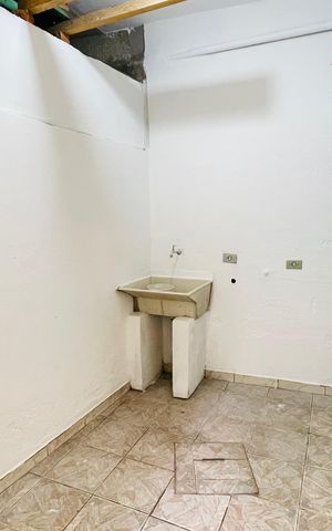 Casa para alugar com 50m², 1 quarto e sem vaga Casa para alugar com 50m², 1 quarto e sem vagaÁrea de Serviço