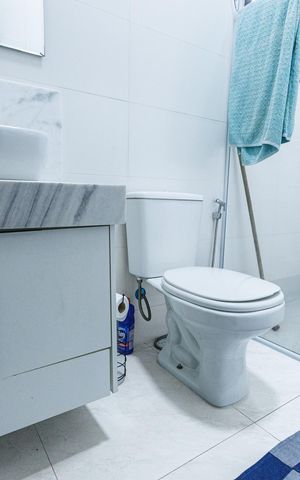 Casa de condomínio à venda com 118m², 3 quartos e 2 vagas Casa de condomínio à venda com 118m², 3 quartos e 2 vagasBanheiro Corredor