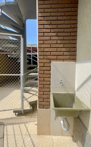 Casa para alugar com 150m², 1 quarto e 1 vagaSacada