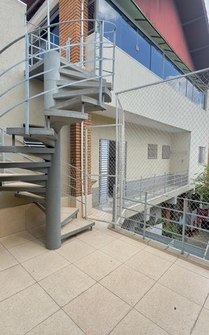 Casa para alugar com 150m², 1 quarto e 1 vagaQuintal